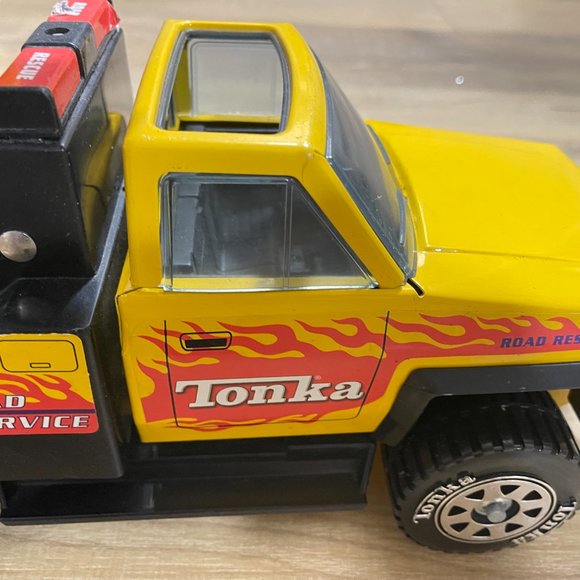 Tonka 24 Hour Road Rescue Vintage 1999 Tow Truck - Picture 2 of 9
